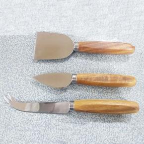 wooden handle cheese knife and slate set