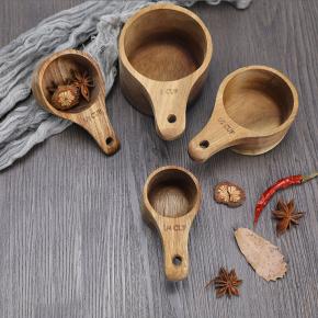 4pcs wood measuring cup set